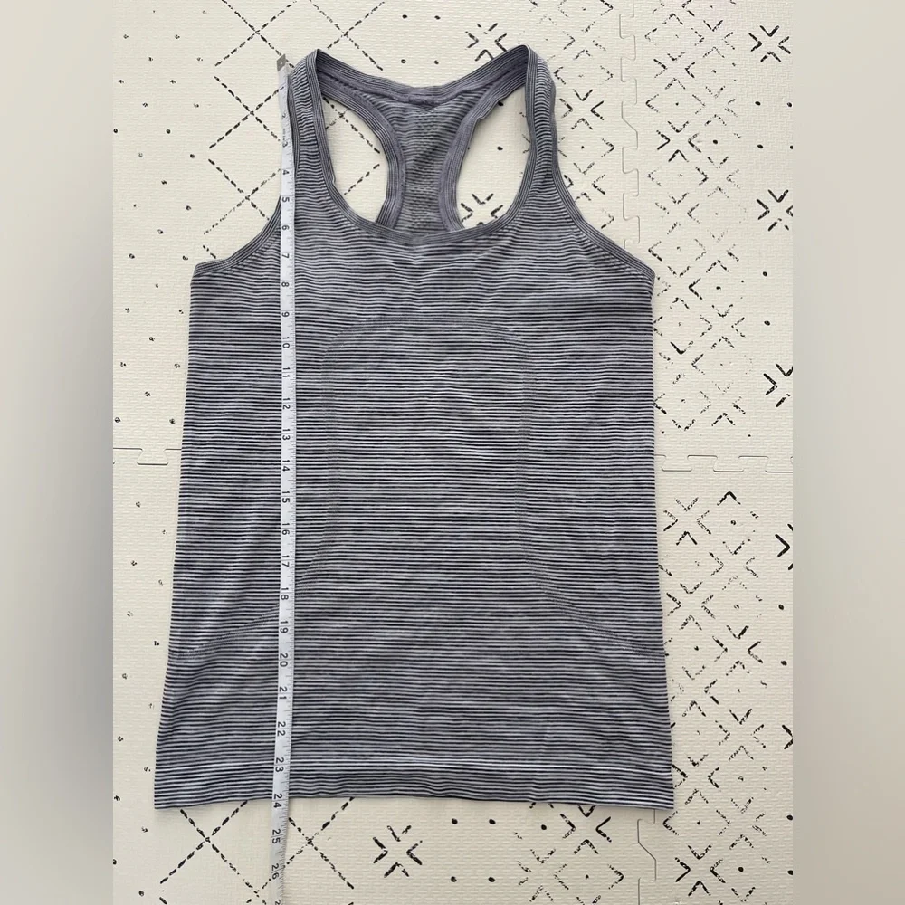 Lululemon Wee Are From Space White Gray Striped tank top 6‎